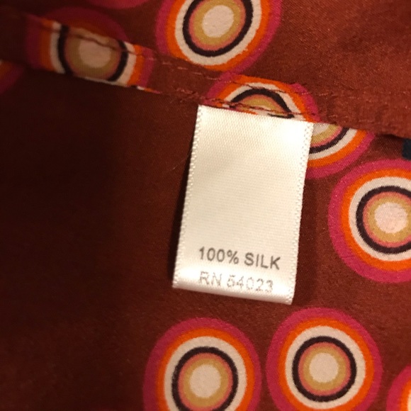 Banana Republic 100%silk blouse - Picture 7 of 8